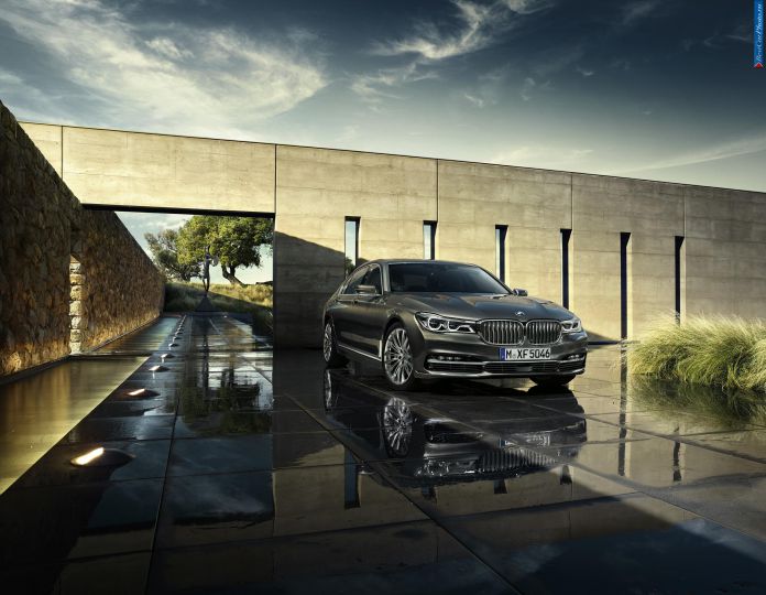 2016 BMW 7-Series - фотография 37 из 116 2016 BMW 7-Series - фотография 37 из 116