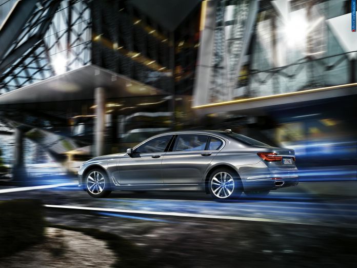 2016 BMW 7-Series - фотография 44 из 116