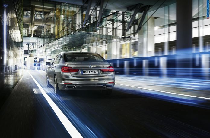 2016 BMW 7-Series - фотография 45 из 116 2016 BMW 7-Series - фотография 45 из 116