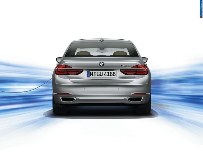 2016 BMW 7-Series - фотография 48 из 116