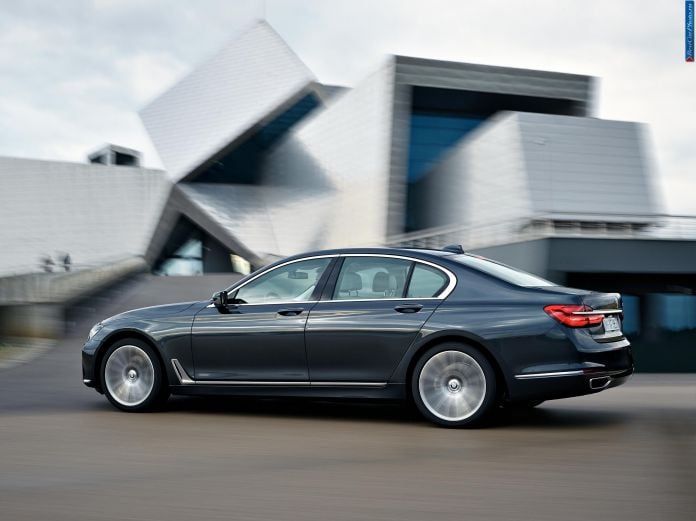 2016 BMW 7-Series - фотография 50 из 116 2016 BMW 7-Series - фотография 50 из 116