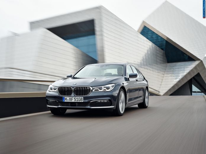 2016 BMW 7-Series - фотография 52 из 116