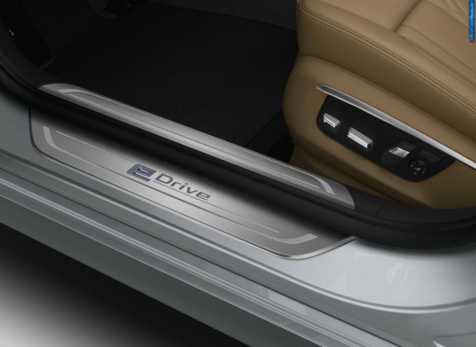 2016 BMW 7-Series - фотография 69 из 116 2016 BMW 7-Series - фотография 69 из 116