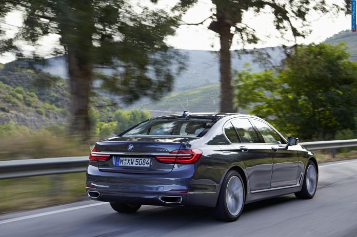 2016 BMW 730d - фотография 39 из 102 2016 BMW 730d - фотография 39 из 102