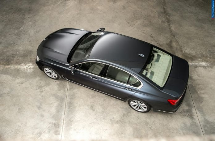 2016 BMW 730d - фотография 47 из 102