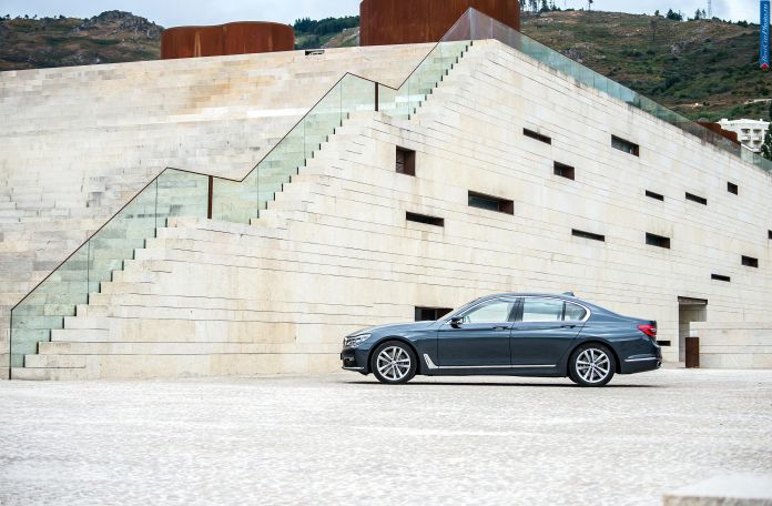 2016 BMW 730d - фотография 51 из 102 2016 BMW 730d - фотография 51 из 102