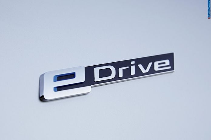 2016 BMW 740le - фотография 11 из 29 2016 BMW 740le - фотография 11 из 29