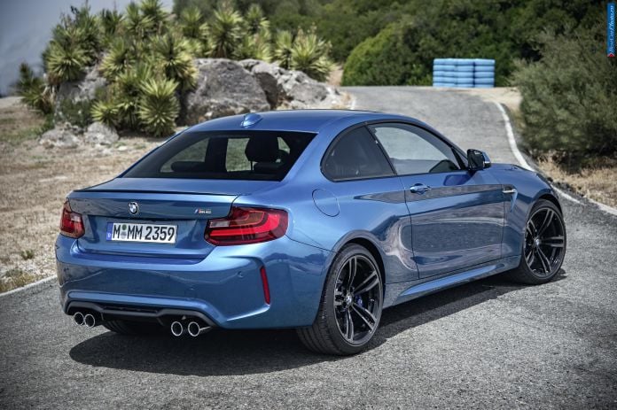 2016 BMW M2 Coupe - фотография 2 из 64 2016 BMW M2 Coupe - фотография 2 из 64