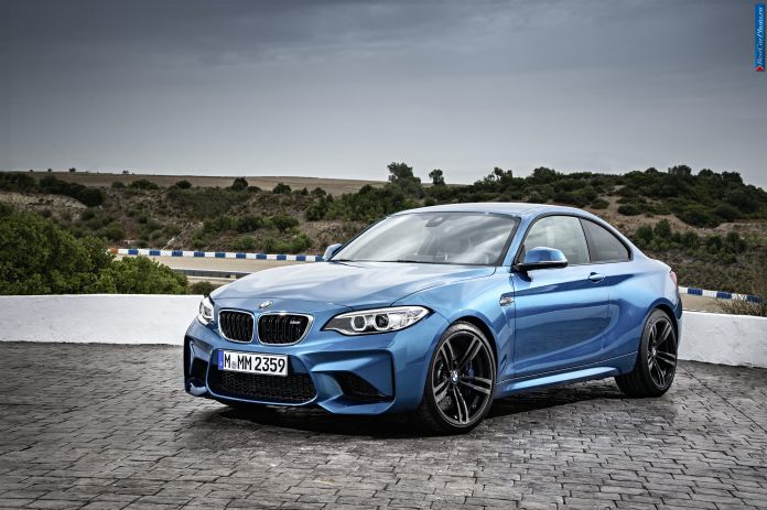 2016 BMW M2 Coupe - фотография 3 из 64