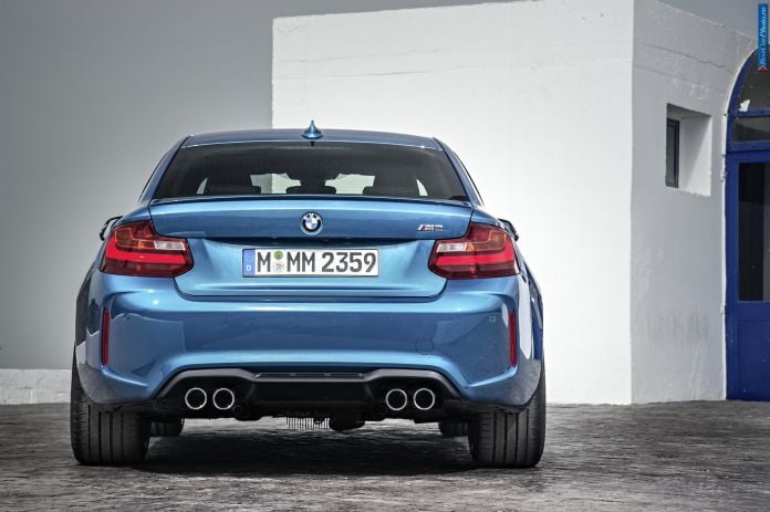 2016 BMW M2 Coupe - фотография 13 из 64 2016 BMW M2 Coupe - фотография 13 из 64