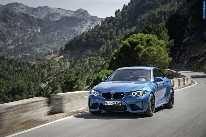 2016 BMW M2 Coupe - фотография 18 из 64