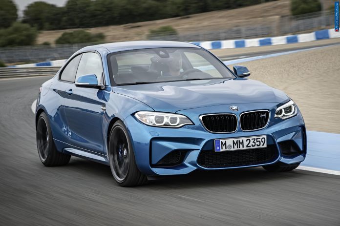 2016 BMW M2 Coupe - фотография 19 из 64 2016 BMW M2 Coupe - фотография 19 из 64