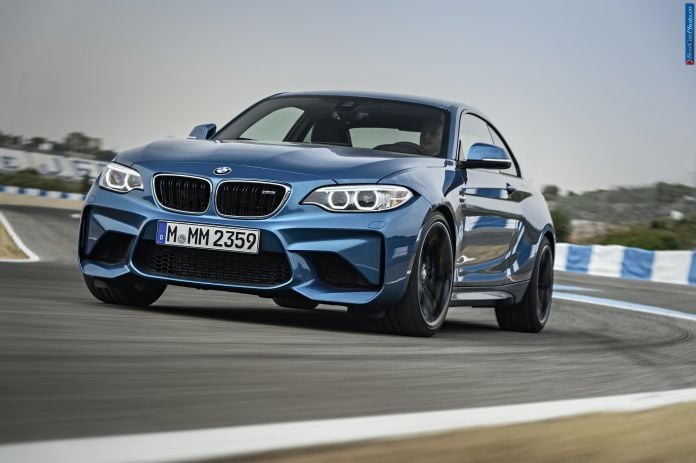 2016 BMW M2 Coupe - фотография 20 из 64 2016 BMW M2 Coupe - фотография 20 из 64