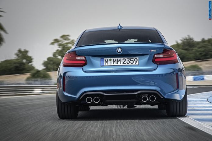 2016 BMW M2 Coupe - фотография 26 из 64 2016 BMW M2 Coupe - фотография 26 из 64