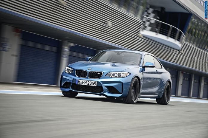 2016 BMW M2 Coupe - фотография 31 из 64 2016 BMW M2 Coupe - фотография 31 из 64