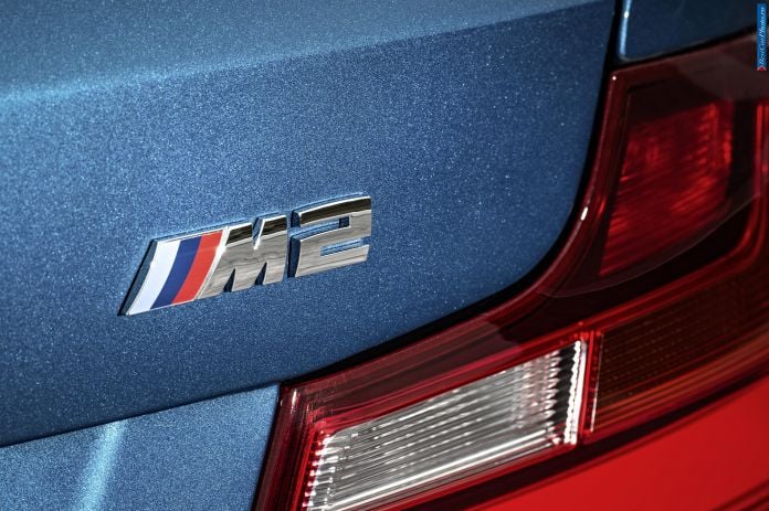 2016 BMW M2 Coupe - фотография 47 из 64 2016 BMW M2 Coupe - фотография 47 из 64