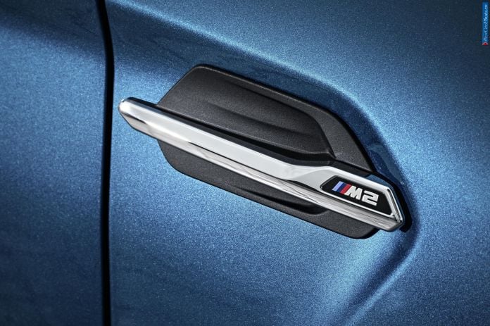 2016 BMW M2 Coupe - фотография 48 из 64