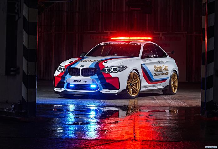 2016 BMW M4 MotoGP Safety Car - фотография 2 из 14 2016 BMW M4 MotoGP Safety Car - фотография 2 из 14