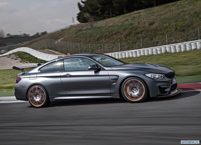 2016 BMW M4 GTS - фотография 40 из 143 2016 BMW M4 GTS - фотография 40 из 143