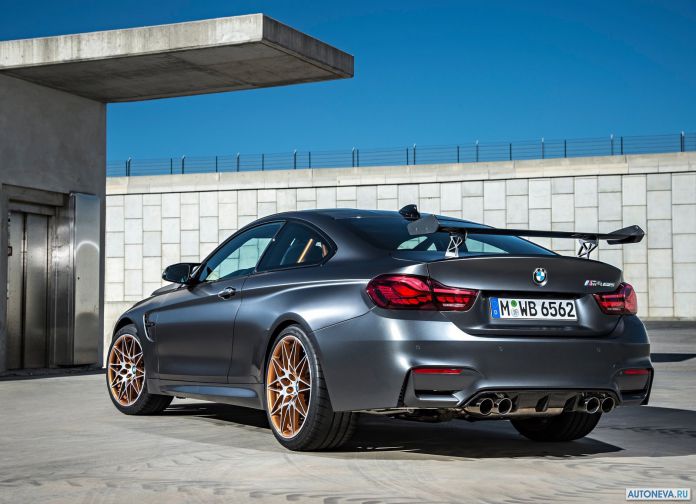 2016 BMW M4 GTS - фотография 42 из 143 2016 BMW M4 GTS - фотография 42 из 143