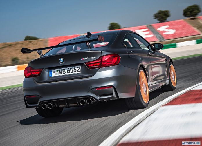 2016 BMW M4 GTS - фотография 48 из 143