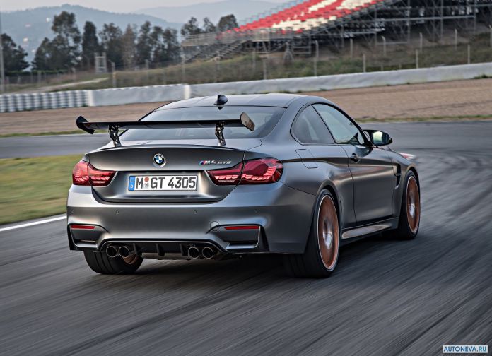 2016 BMW M4 GTS - фотография 52 из 143