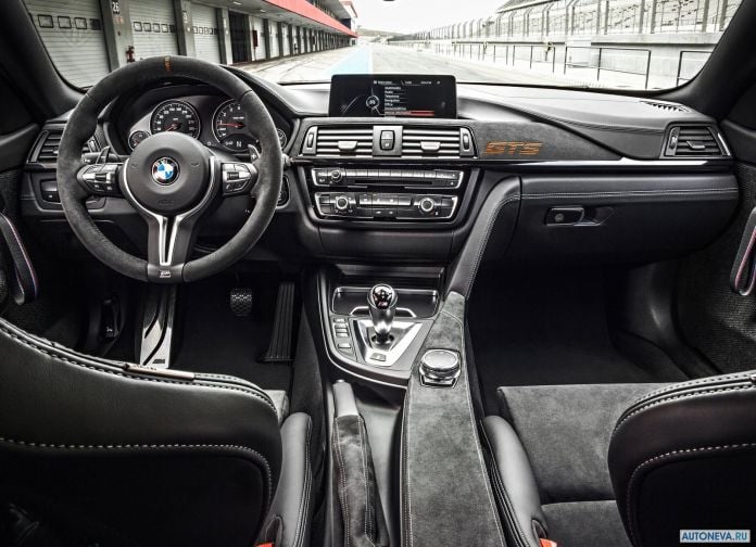 2016 BMW M4 GTS - фотография 76 из 143