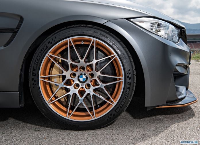2016 BMW M4 GTS - фотография 118 из 143 2016 BMW M4 GTS - фотография 118 из 143
