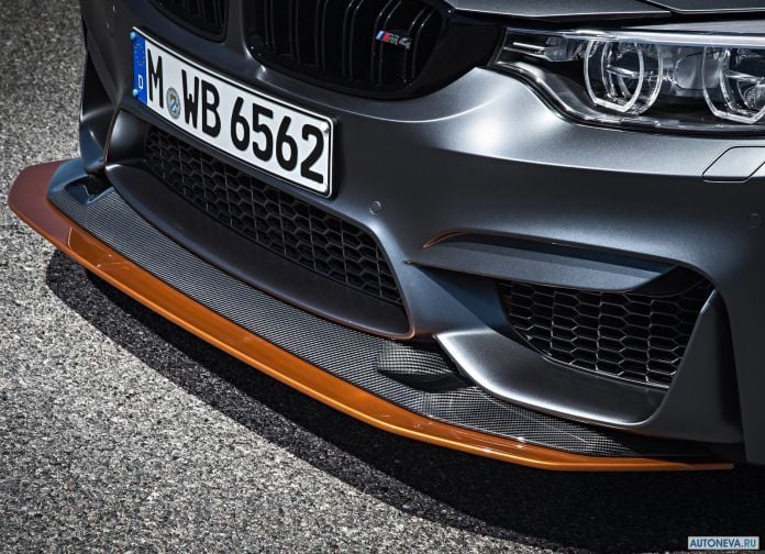 2016 BMW M4 GTS - фотография 126 из 143 2016 BMW M4 GTS - фотография 126 из 143