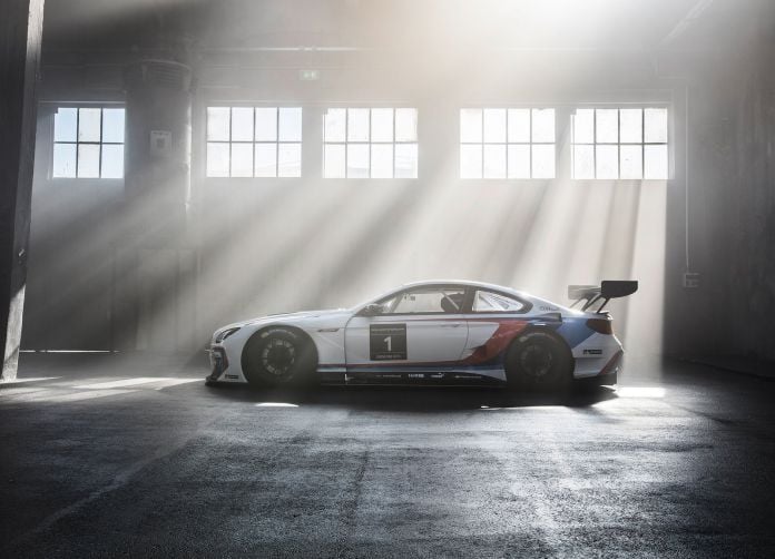 2016 BMW M6 GT3 - фотография 4 из 32
