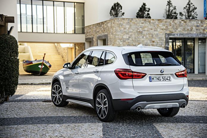 2016 BMW X1 - фотография 19 из 76 2016 BMW X1 - фотография 19 из 76