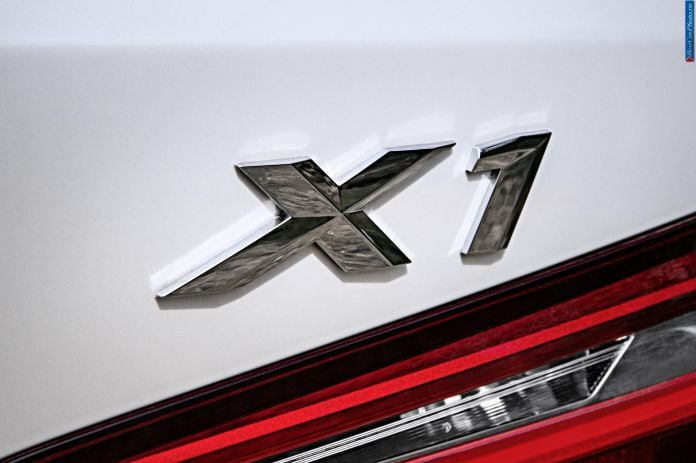 2016 BMW X1 - фотография 38 из 76