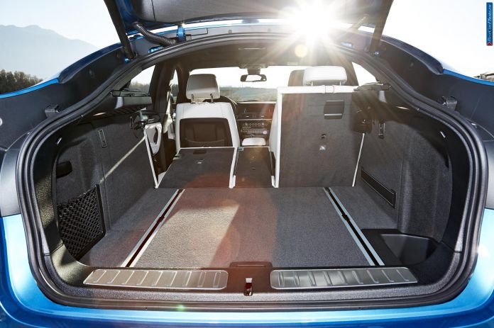 2016 BMW X4 M40i - фотография 81 из 165