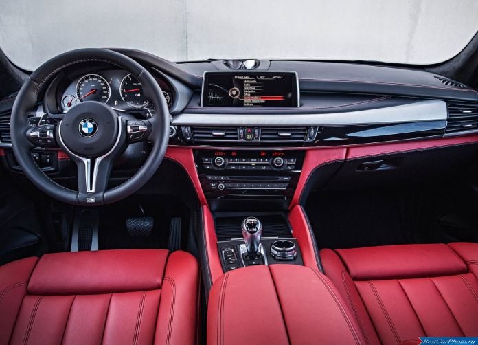 2016 BMW X5 M - фотография 25 из 32