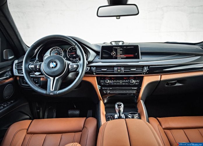 2016 BMW X6 M - фотография 26 из 36