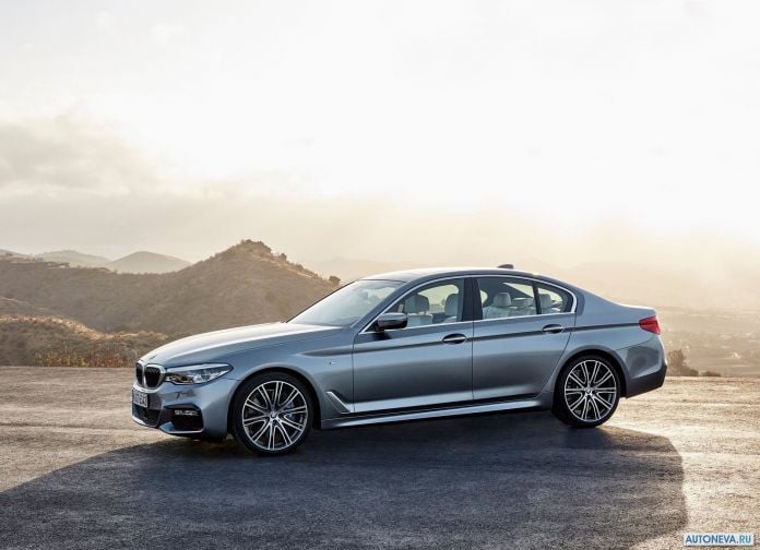 2017 BMW 5-series - фотография 28 из 255