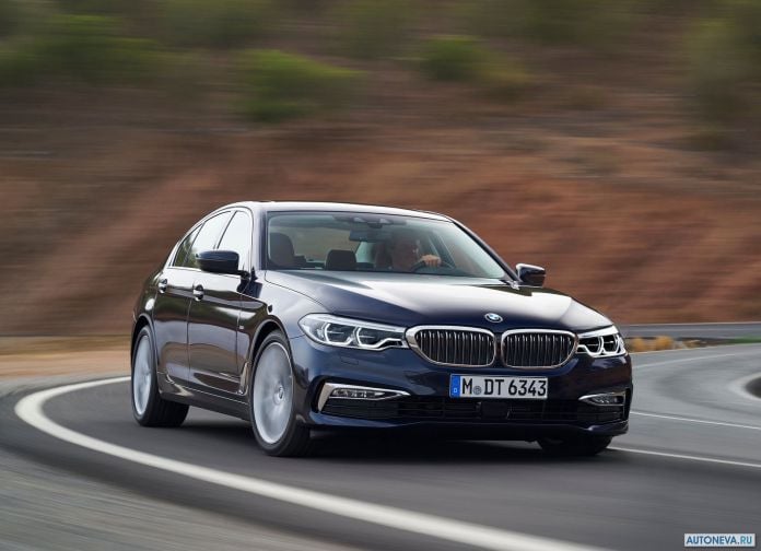 2017 BMW 5-series - фотография 32 из 255