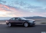 bmw_2017_5_series_036.jpg