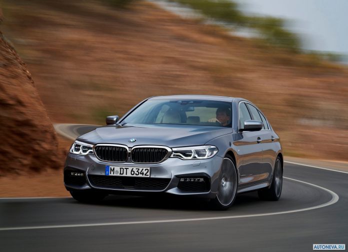 2017 BMW 5-series - фотография 38 из 255