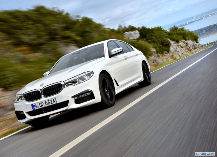 2017 BMW 5-series - фотография 61 из 255