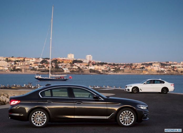 2017 BMW 5-series - фотография 138 из 255