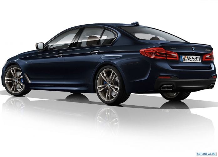 2017 BMW 5-series - фотография 142 из 255