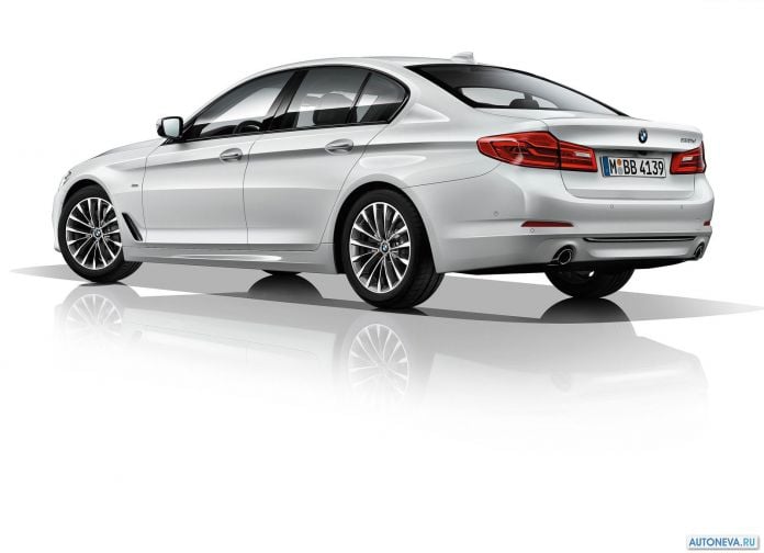 2017 BMW 5-series - фотография 144 из 255