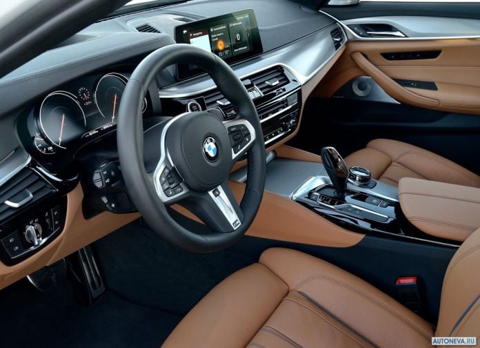 2017 BMW 5-series - фотография 159 из 255