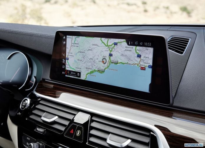 2017 BMW 5-series - фотография 179 из 255