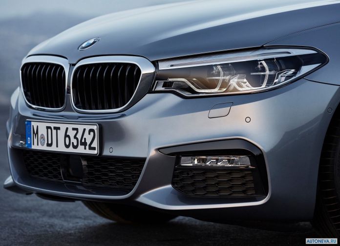 2017 BMW 5-series - фотография 199 из 255