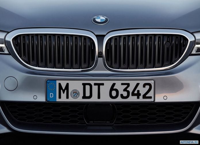 2017 BMW 5-series - фотография 213 из 255
