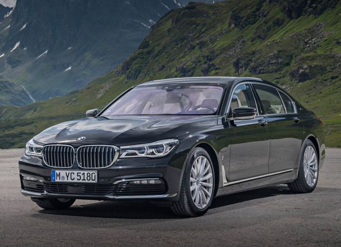 2017 BMW 740Le XDrive iPerformance - фотография 1 из 36 2017 BMW 740Le XDrive iPerformance - фотография 1 из 36