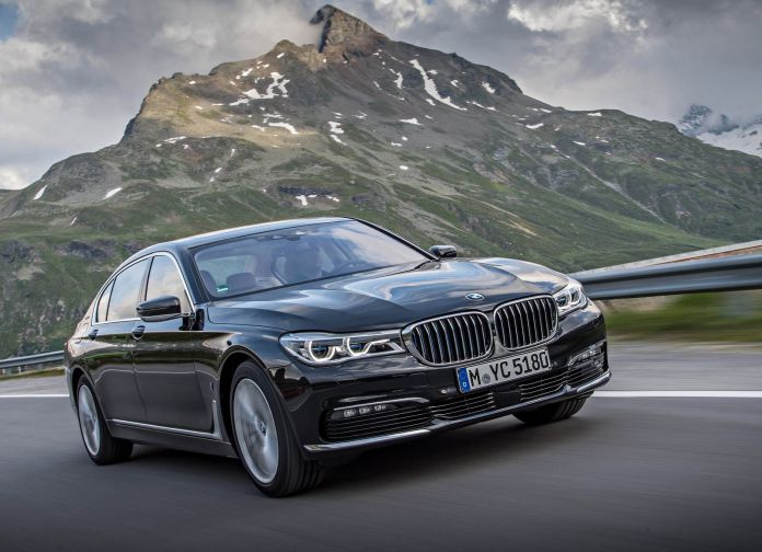 2017 BMW 740Le XDrive iPerformance - фотография 4 из 36 2017 BMW 740Le XDrive iPerformance - фотография 4 из 36