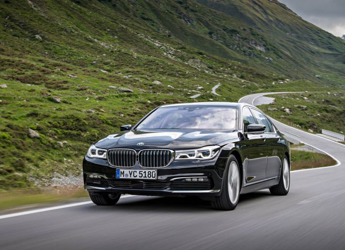 2017 BMW 740Le XDrive iPerformance - фотография 8 из 36 2017 BMW 740Le XDrive iPerformance - фотография 8 из 36